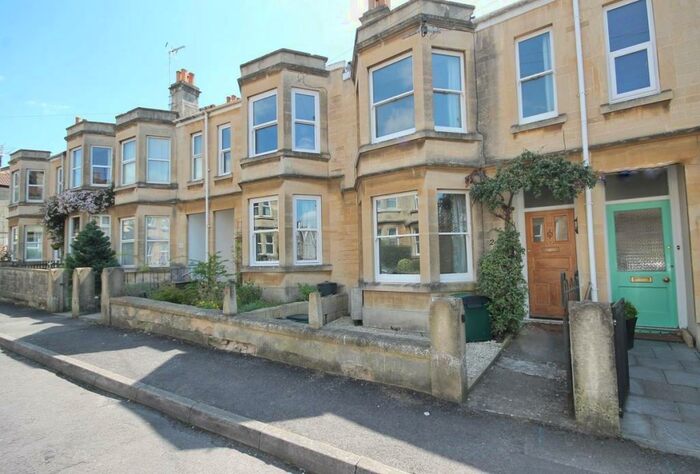3 Bedroom House To Rent In Tennyson Road, BA1