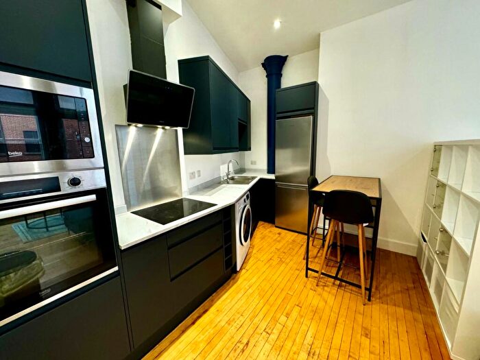 1 Bedroom Flat To Rent In Great George Street, Leeds, West Yorkshire, LS1