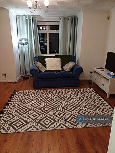 1 Bedroom Flat To Rent In Cleves View, Dartford, DA1