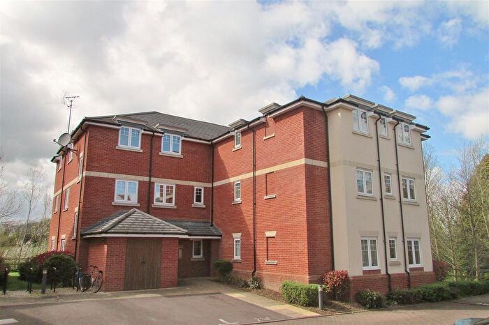 2 Bedroom Flat For Sale In Wolage Drive, Grove, Wantage, Oxfordshire, OX12