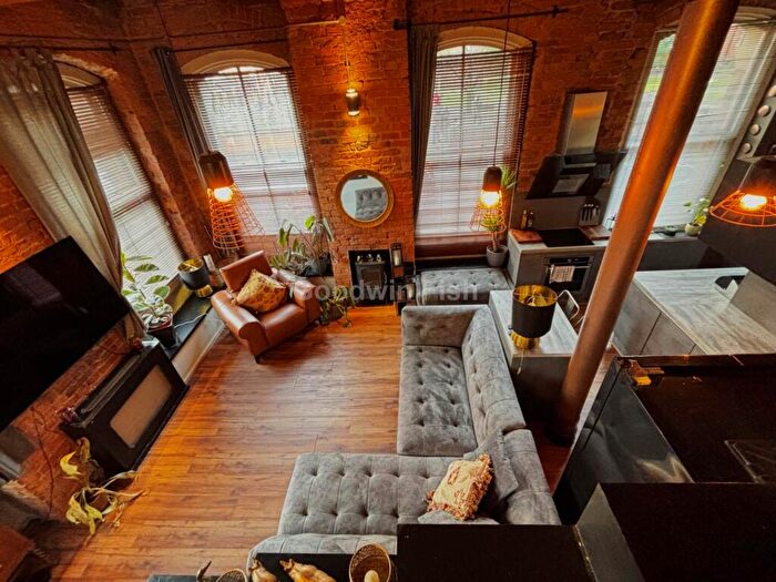 2 Bedroom Apartment To Rent In Sackville Street, Manchester, M1