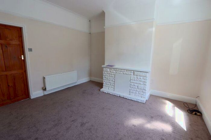 3 Bedroom Property To Rent In Prospect Road, Rawtenstall, Rossendale, BB4
