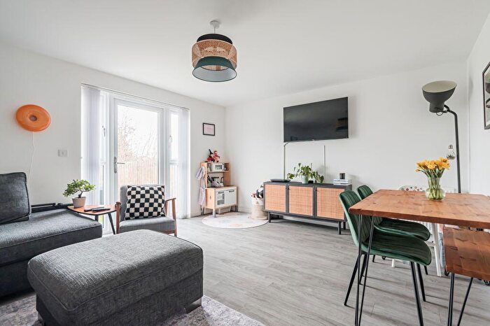 3 Bedroom Villa For Sale In Achnacarry Street, Edinburgh, EH17