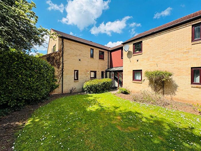1 Bedroom Flat For Sale In Addington Court, Radcliffe-On-Trent, Nottingham, NG12