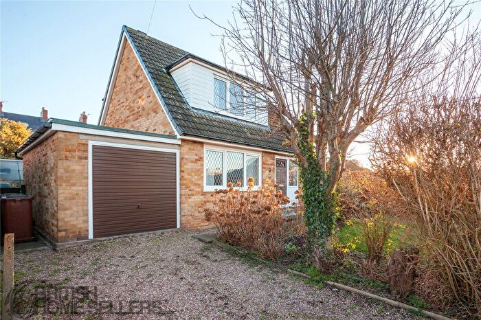 3 Bedroom Detached House For Sale In Moor Avenue, Stanley, Wakefield, West Yorkshire, WF3