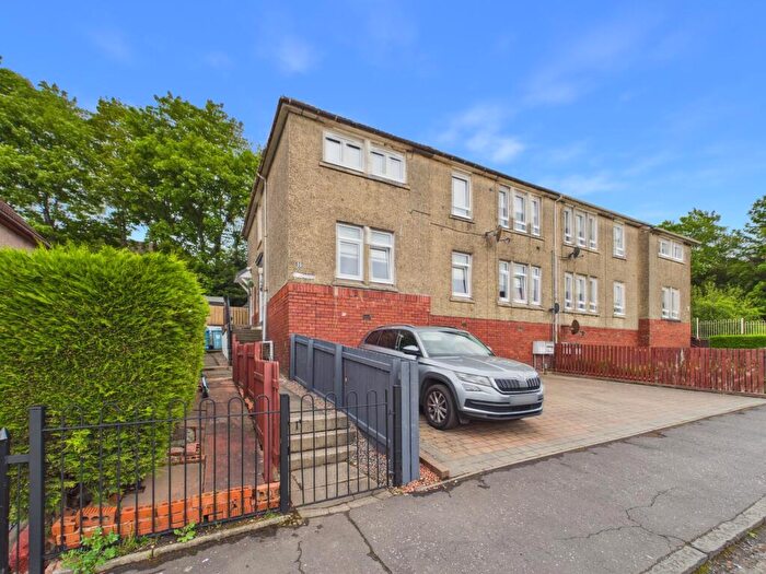3 Bedroom Flat For Sale In Albion Street, Coatbridge, ML5