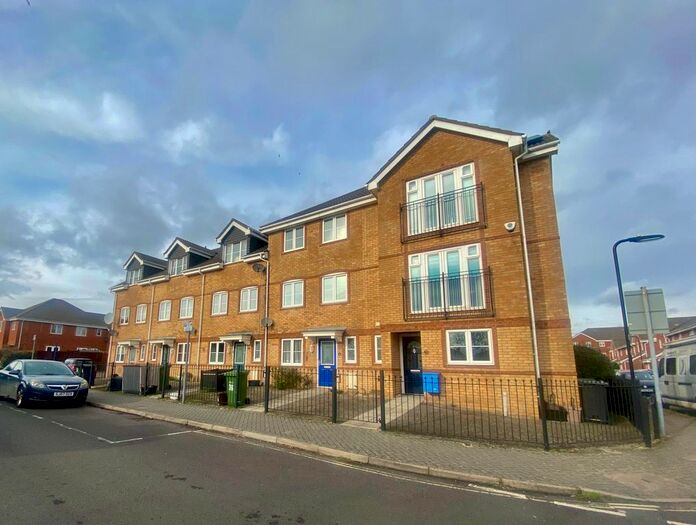 3 Bedroom Town House To Rent In Blenheim Road, Eastleigh, SO50