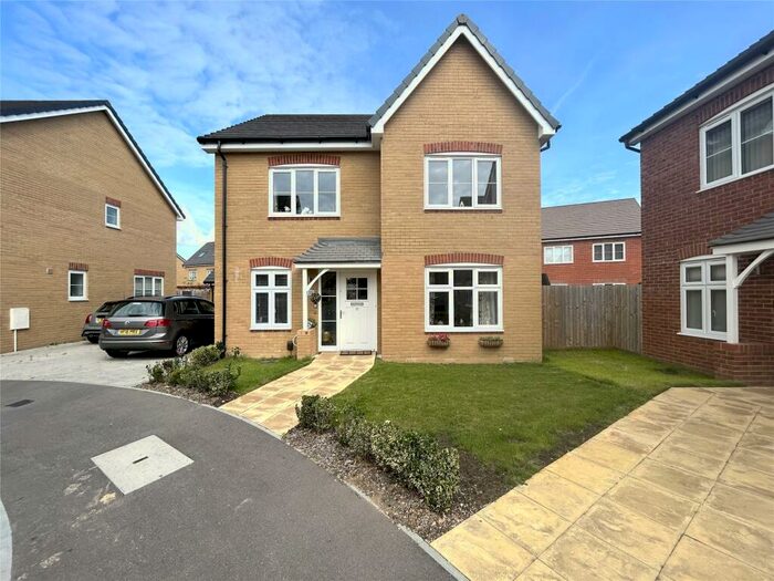 4 Bedroom Detached House To Rent In Rhodes Close, Winnersh, Wokingham, Berkshire, RG41