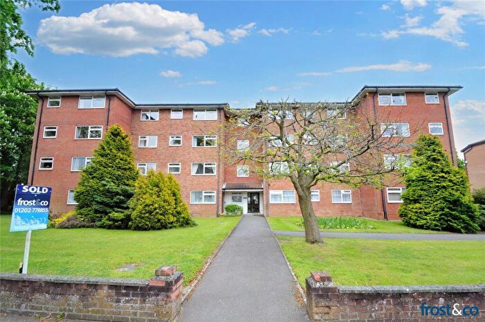 1 Bedroom Apartment For Sale In Parkstone Road, Poole Park, Poole, Dorset, BH15