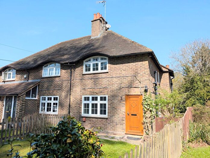 3 Bedroom Semi-Detached House To Rent In Golding Lane, Mannings Heath, RH13