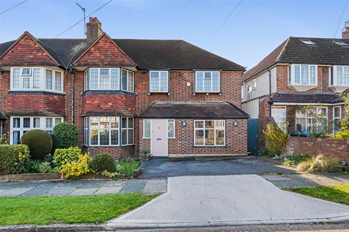 5 Bedroom Semi-Detached House For Sale In Beechcroft Avenue, New Malden, KT3