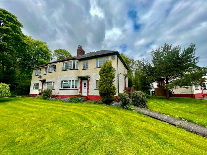 2 Bedroom Flat To Rent In Otterburn Gardens, Leeds, LS16