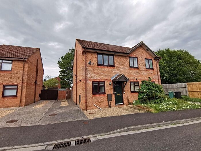 2 Bedroom Semi-Detached House To Rent In Clipper Close, Bridgwater, Somerset, TA6