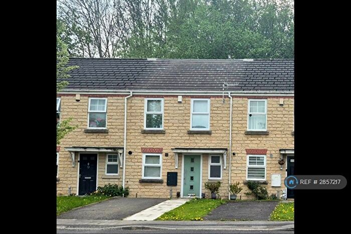 2 Bedroom Terraced House To Rent In Dewberry Close, Bradford, BD7