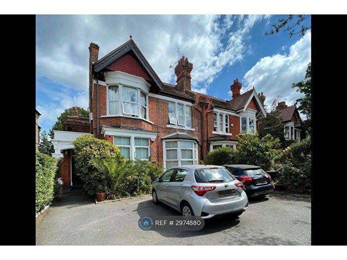 1 Bedroom Flat To Rent In Uxbridge Road, London, W3