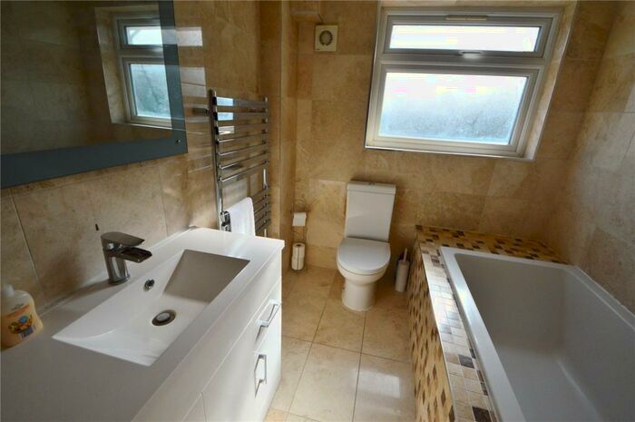 3 Bedroom House To Rent In Haynes Close, Slough, SL3