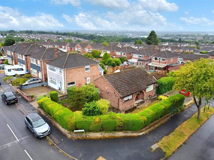 2 Bedroom Detached Bungalow For Sale In Brownlow Drive, Nottingham, NG5