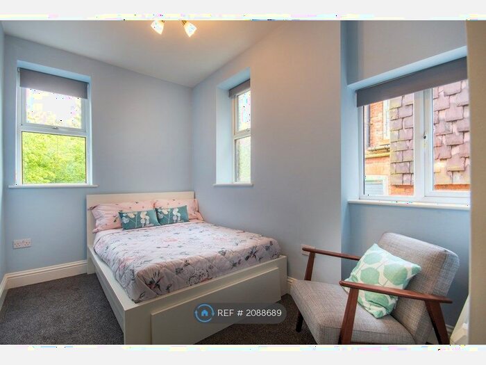 1 Bedroom Flat To Rent In Victoria Crescent, Eccles, Manchester, M30