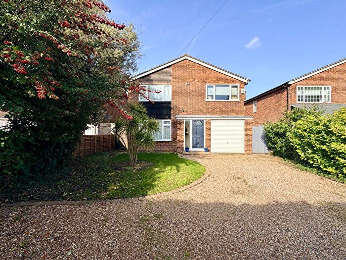 4 Bedroom Detached House For Sale In Green Dragon Lane - Family Home, HP10