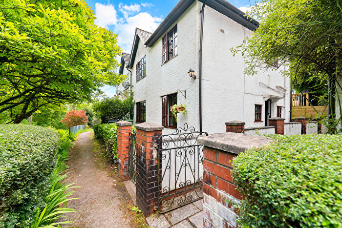 3 Bedroom Semi Detached House For Sale In Glan Yr Afon, Gwaelod Y Garth, CF15