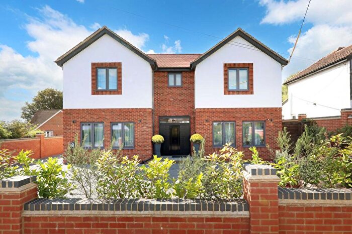 4 Bedroom Detached House For Sale In Plomer Green Lane, Downley, High Wycombe, Buckinghamshire, HP13
