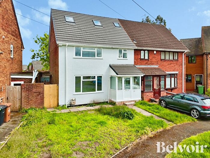 5 Bedroom Semi Detached House For Sale In Drake Road, Bloxwich, Walsall, WS3