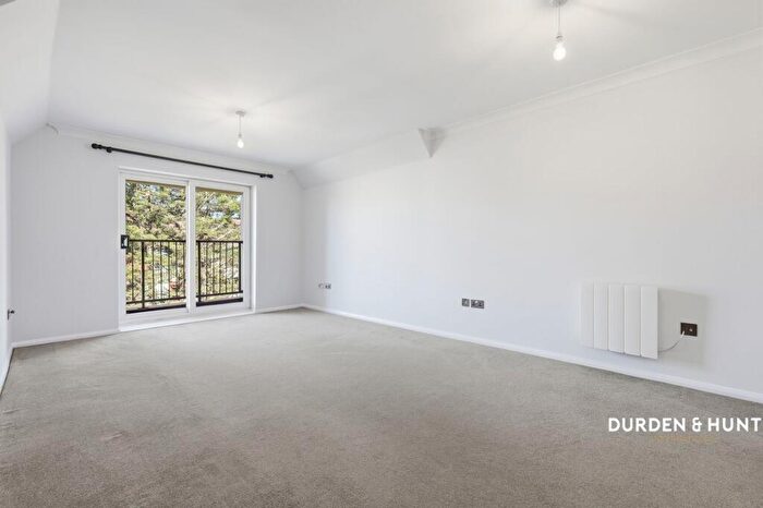 2 Bedroom Apartment For Sale In Butts Green Road, Emerson House Butts Green Road, RM11