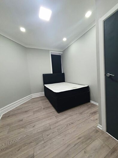 1 Bedroom Flat To Rent In Mackintosh Place, Cardiff, CF24