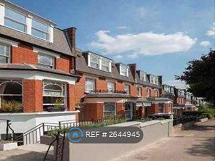 2 Bedroom Flat To Rent In Oakfield Road, London, N4