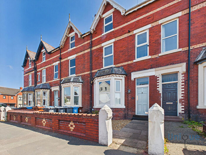 2 Bedroom Apartment For Sale In Hove Road, Lytham St. Annes, FY8
