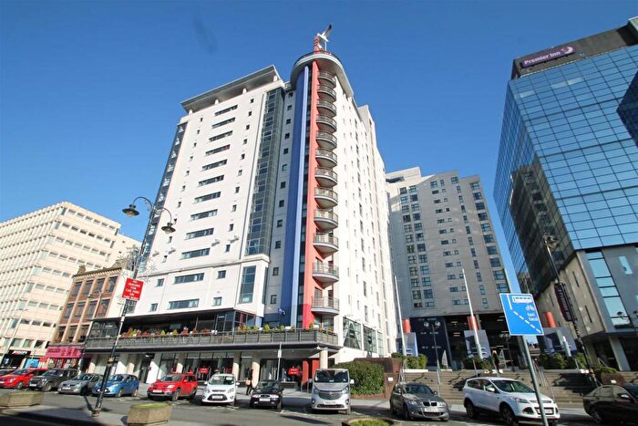 2 Bedroom Apartment For Sale In Churchill Way, Cardiff, CF10