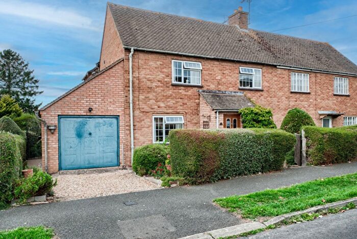 3 Bedroom Semi-Detached House For Sale In Cedar Road, Mickleton, Chipping Campden, GL55