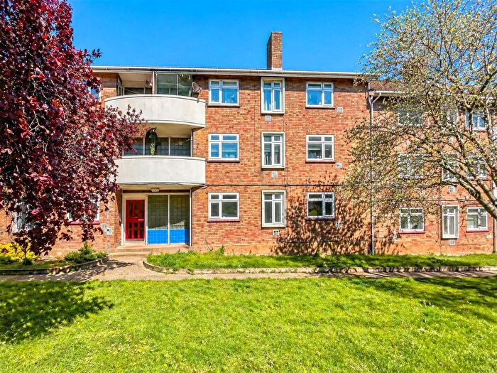 2 Bedroom Flat For Sale In Norwich, NR5