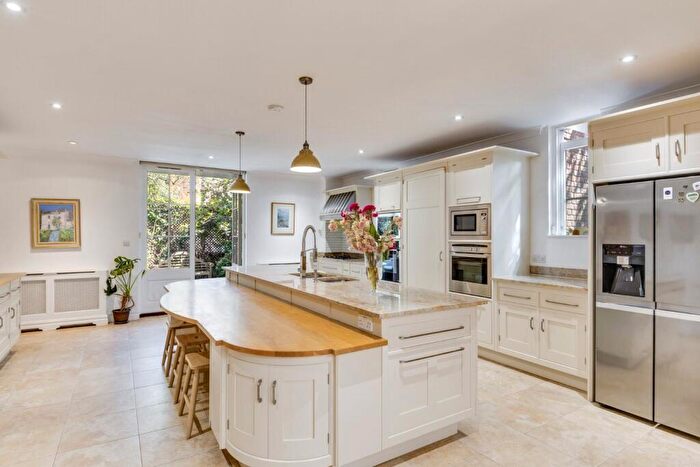 8 Bedroom Detached House For Sale In Holford Road, Hampstead Village, NW3