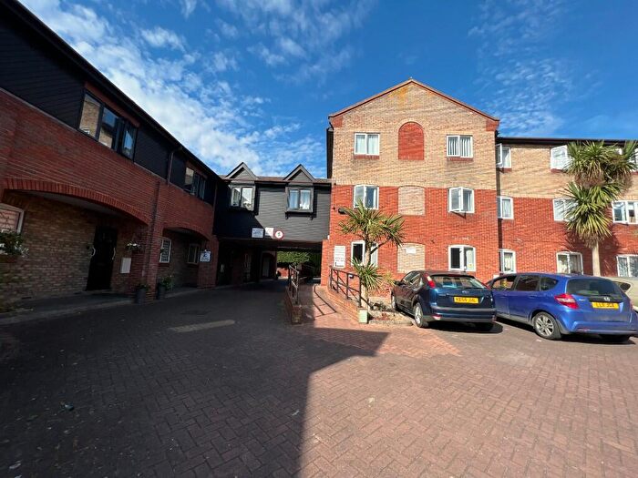 1 Bedroom Retirement Property To Rent In Baker Mews, High Street, Maldon, Essex, CM9