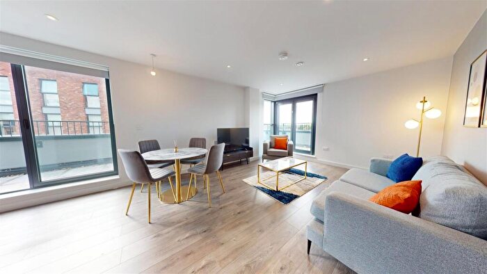 3 Bedroom Apartment For Sale In Commerce Quay, Ordsall Lane, Salford, M5