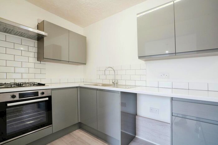 2 Bedroom Flat For Sale In Dennison Road, Bodmin, Cornwall, PL31