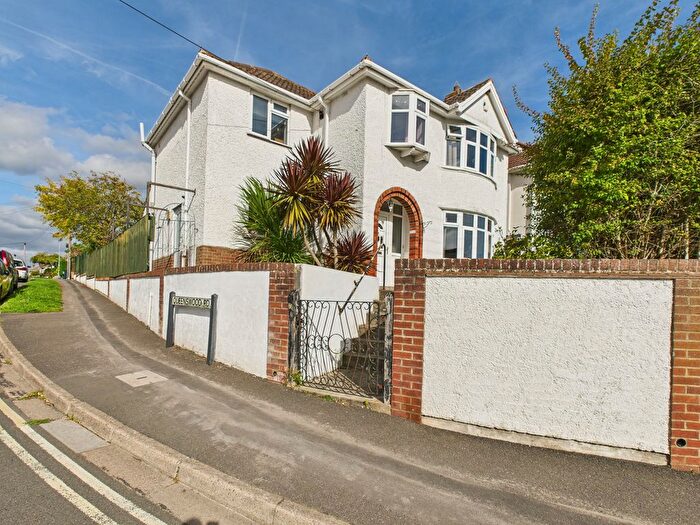 4 Bedroom Detached House For Sale In Durleigh Road, Bridgwater, TA6
