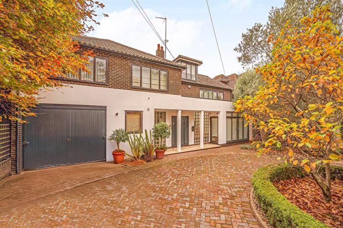 6 Bedroom House For Sale In West Heath Gardens, Hampstead, NW3
