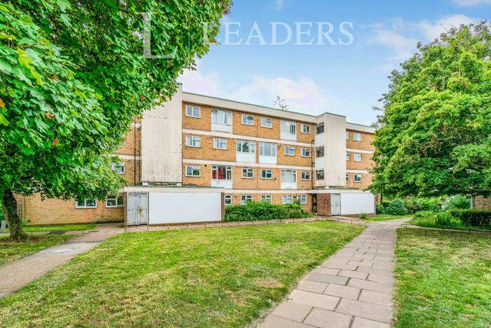 2 Bedroom Flat To Rent In Little Grove Field, CM19