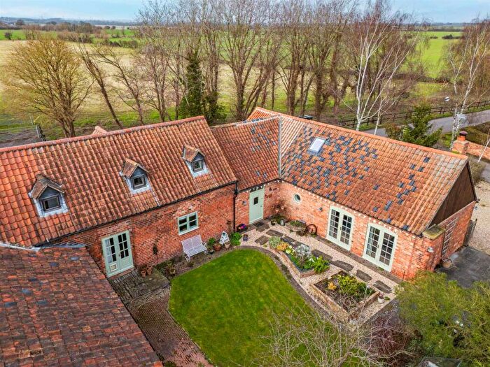 5 Bedroom Barn Conversion For Sale In Shelton, Newark, NG23