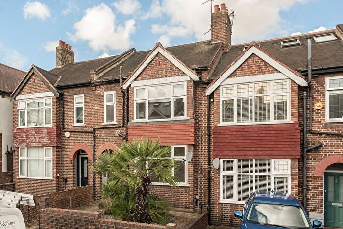 3 Bedroom Terraced House For Sale In Mayhill Road, Charlton, SE7