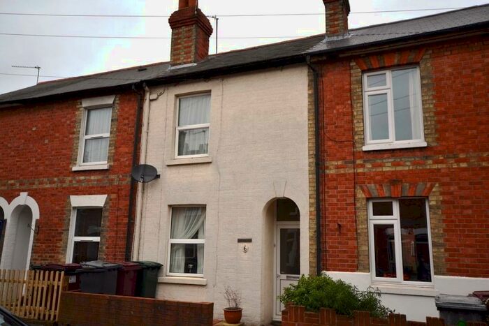 2 Bedroom Terraced House To Rent In North Street, Caversham, Reading, RG4