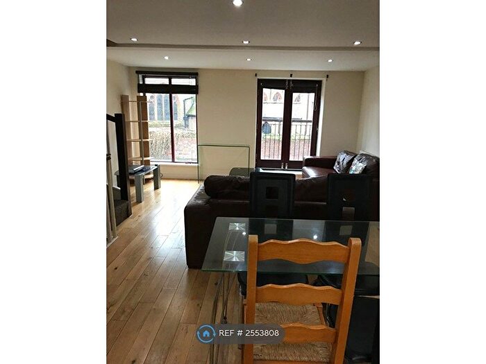 3 Bedroom Terraced House To Rent In Upper Hampton Street, Liverpool, L8