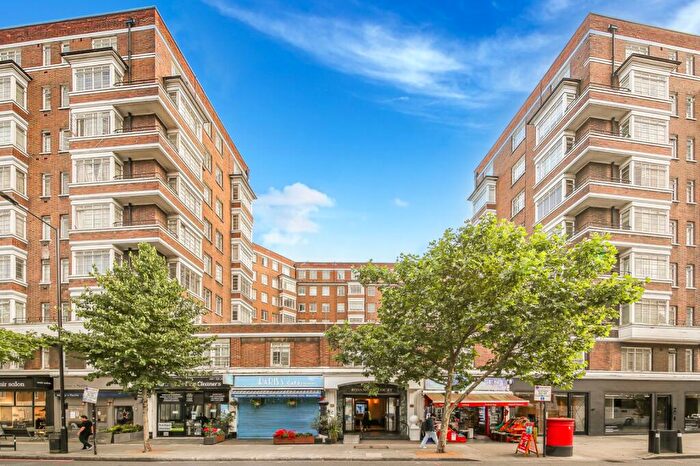 Flat To Rent In Park Road, Marylebone, London, NW1