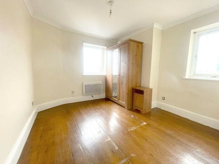 1 Bedroom Flat To Rent In Cricklewood Broadway, Cricklewood, NW2