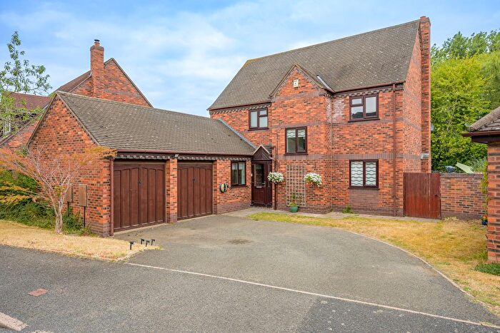 4 Bedroom Detached House For Sale In Woodford Green, Bratton, Telford, Ns., TF5