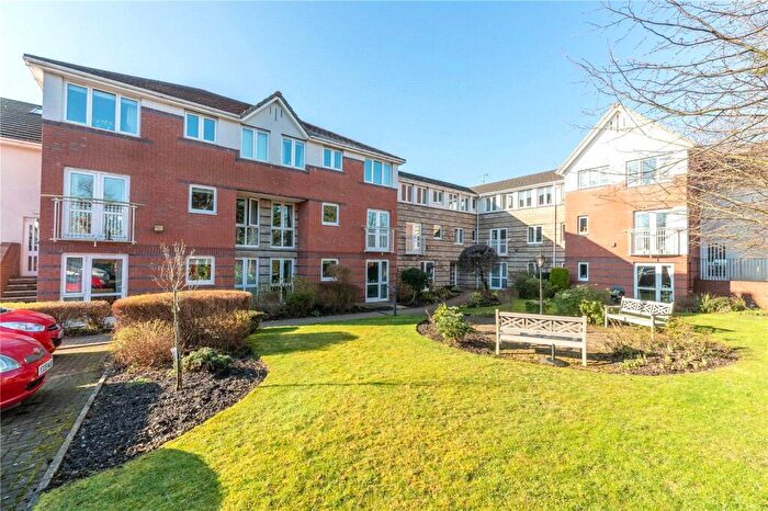 1 Bedroom Apartment To Rent In St. Edmunds Court, Leeds, West Yorkshire, LS8