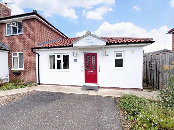 1 Bedroom Bungalow To Rent In Bell Lane, Barton Mills, Bury St. Edmunds, IP28