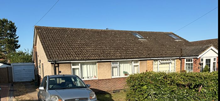 2 Bedroom Bungalow To Rent In Friars Furlong, Long Crendon, Buckinghamshire, HP18